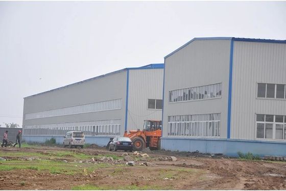 Materiale prefabbricato di griglia Q355B del magazzino della struttura d'acciaio dell'officina