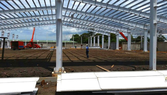 Magazzino portale della struttura di acciaio della struttura del calibro della costruzione leggera della struttura d'acciaio