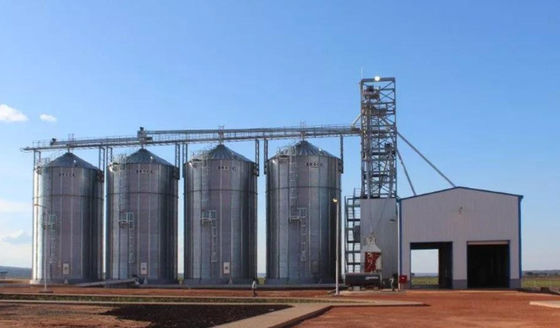 Costruzione d'acciaio prefabbricata del magazzino della piattaforma della struttura d'acciaio di Q355B Q235B