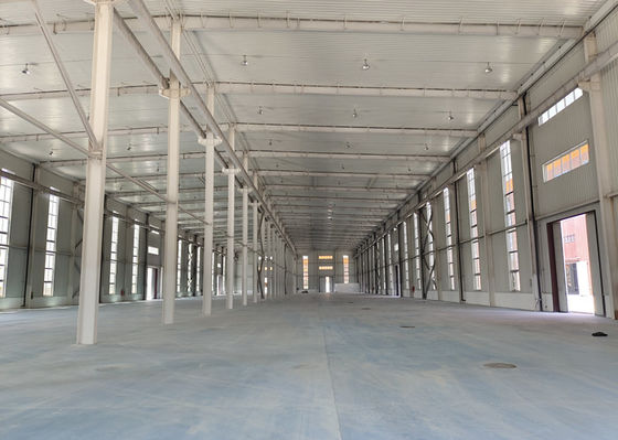Edifici prefabbricati per la lavorazione di officine di strutture in acciaio per l'industria