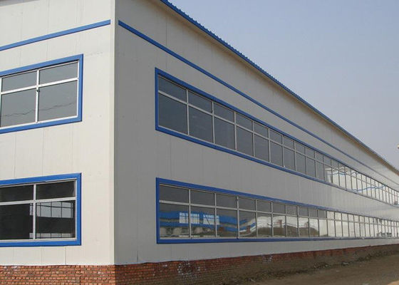 Struttura prefabbricata in acciaio per garage, officina, struttura industriale
