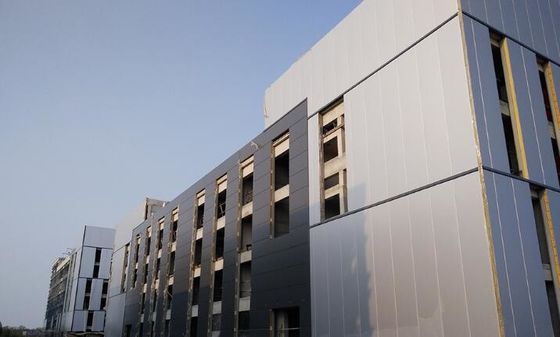 La struttura portale d'acciaio su misura di Q355B/Q235B ha prefabbricato la costruzione d'acciaio