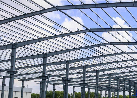 Q355 ha saldato la costruzione del gruppo di lavoro della struttura d'acciaio della sezione di H dipinta