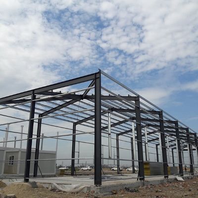 Prefabbricazione di edifici in metallo, struttura in acciaio, laboratorio, struttura del portale
