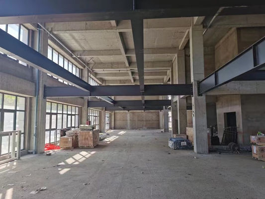 Edifici amministrativi in acciaio con pavimenti in cemento per edifici industriali