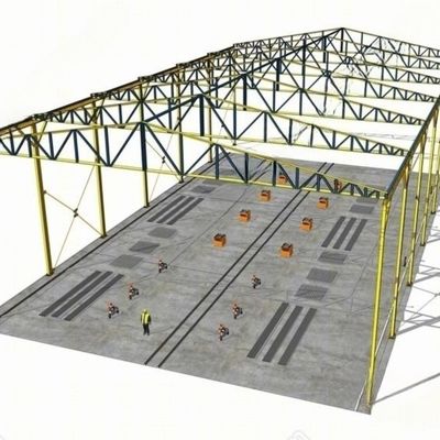 Laboratorio di costruzione metallica di finestre in acciaio e plastica per usi industriali