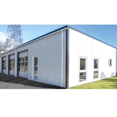 Progettazione di disegni per un laboratorio di strutture in acciaio con tubi di scarico in PVC