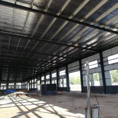 Edificio di fabbrica di progettazione moderna