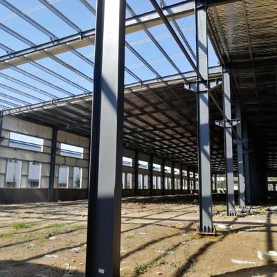 Impianto di costruzione per costruzione di edifici