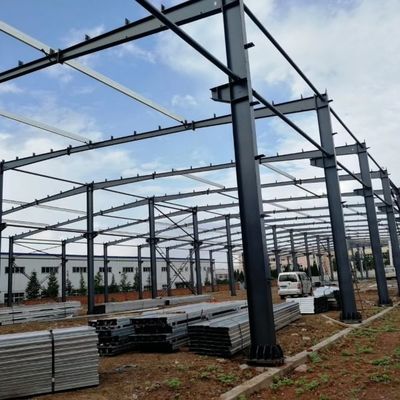 Fabbricazione prefabbricata di strutture in acciaio a larga durata