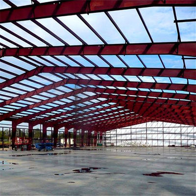 Laboratorio di strutture in acciaio galvanizzato con sezione Z e tubo di scarico UPVC