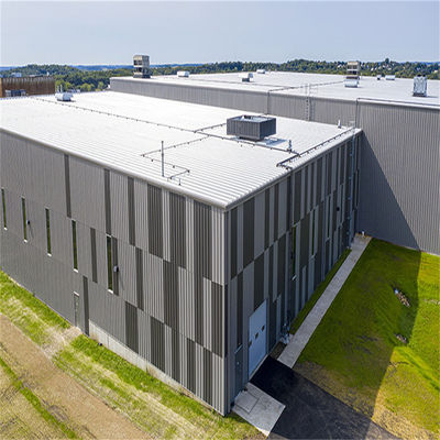 Sezione C: laboratorio di costruzioni metalliche in acciaio per la costruzione su larga scala